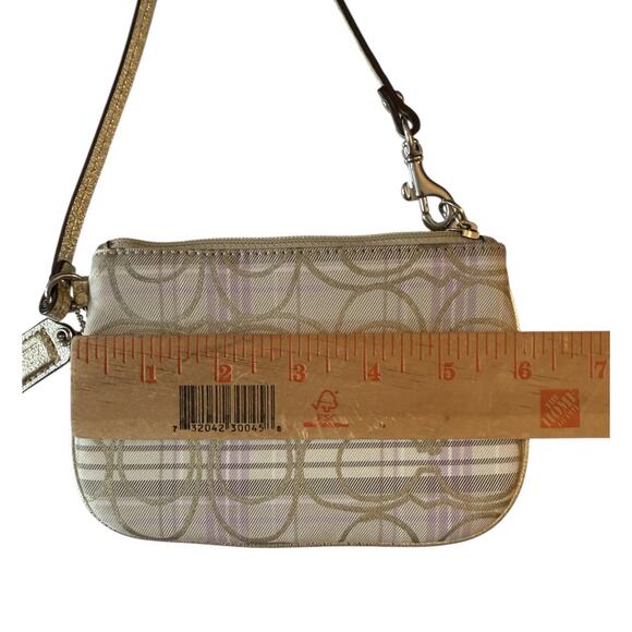 Coach Wristlet Beige Gold Lavender Plaid Small Gold Leather Plus Fob - Picture 5 of 5